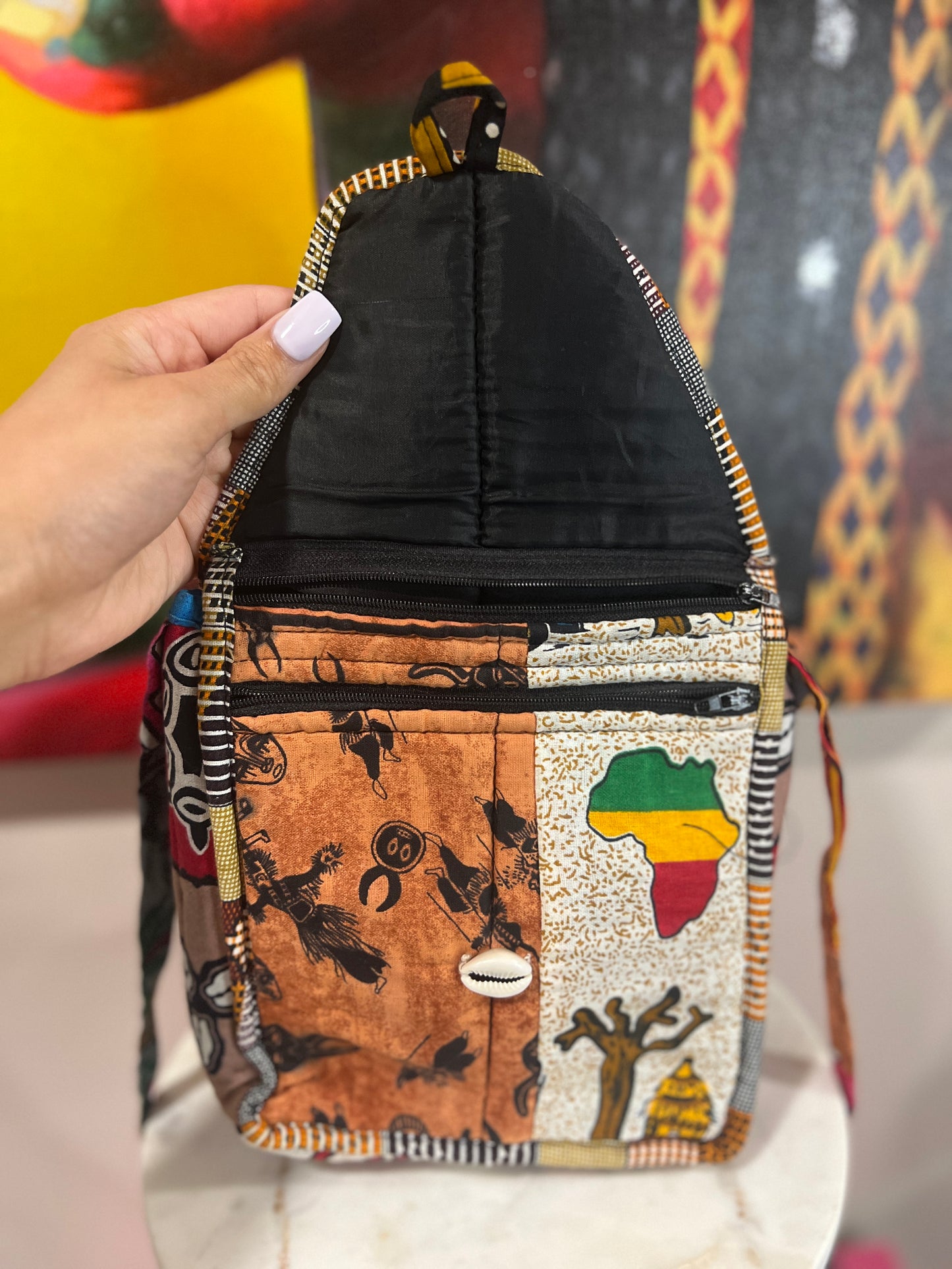 Bold & Beautiful African Print Purse – Vibrant Style