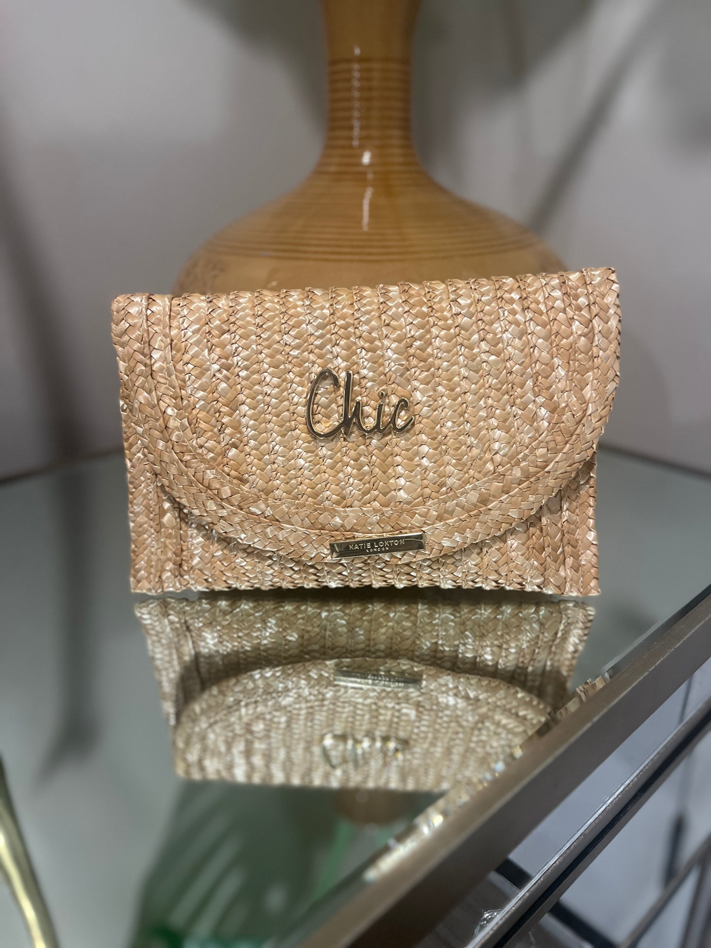 Chic Clutch