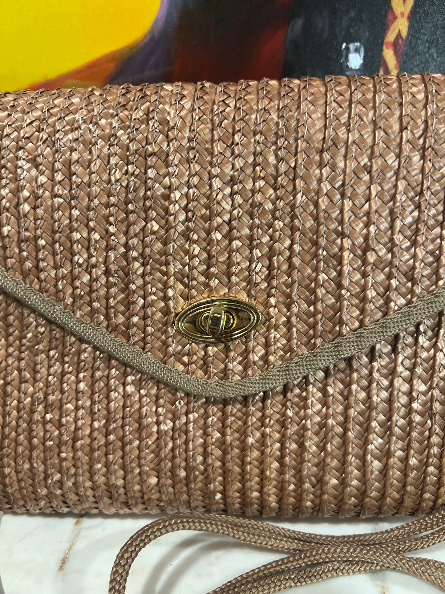 Vintage Woven Crossbody Bag – Earthy Elegance