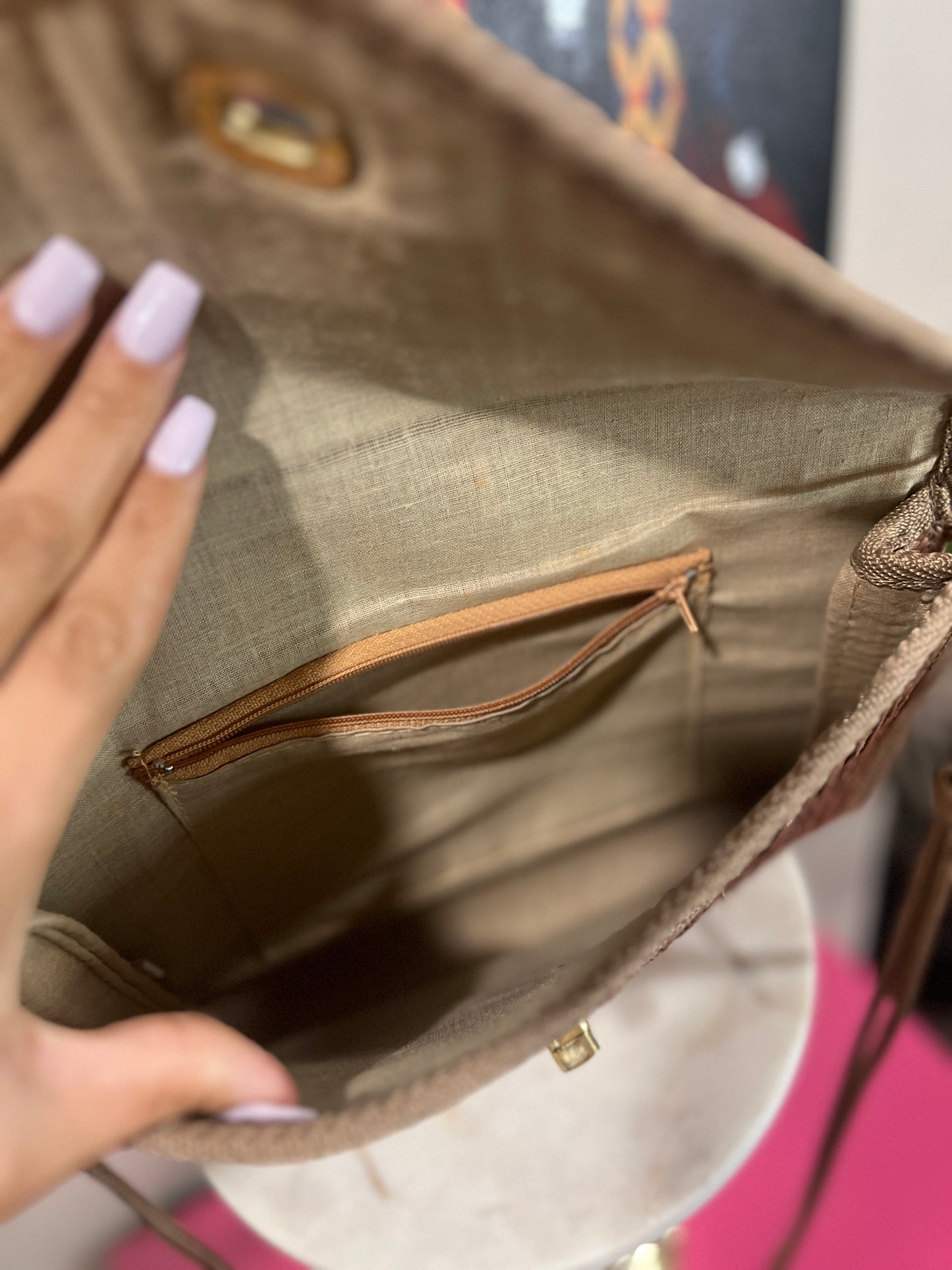 Vintage Woven Crossbody Bag – Earthy Elegance