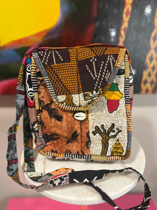 Bold & Beautiful African Print Purse – Vibrant Style